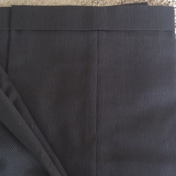 Kilburne and Finch Suit - Picture 6 of 8